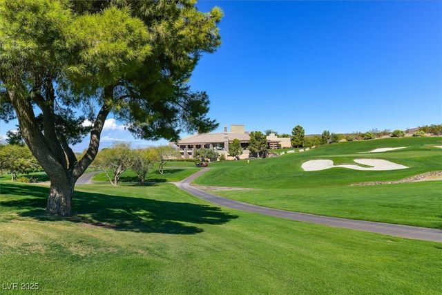 77 Fountainhead Circle, Henderson, NV 89052