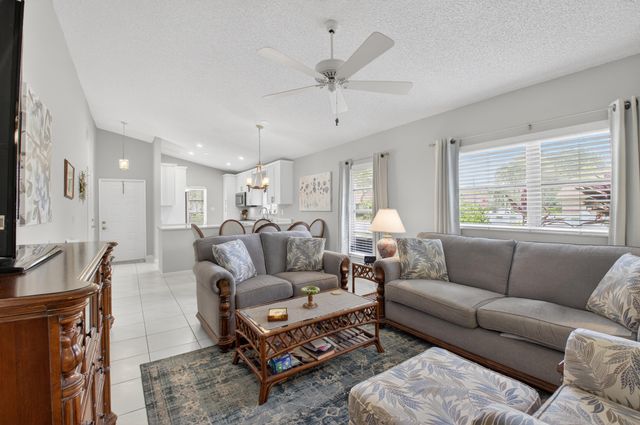 8130 Springtree Road A, Boca Raton, FL 33496