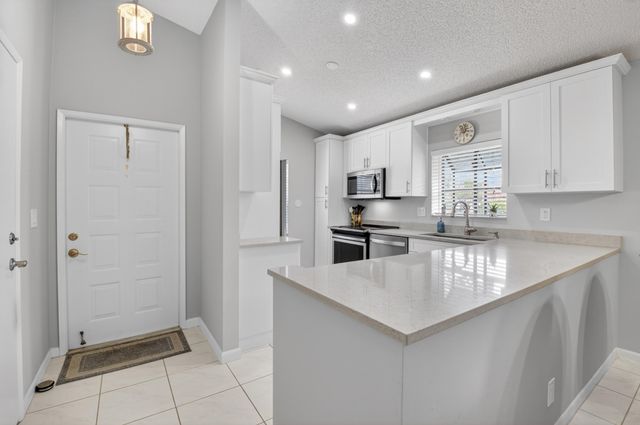 8130 Springtree Road A, Boca Raton, FL 33496