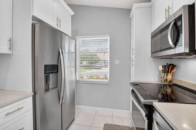 8130 Springtree Road A, Boca Raton, FL 33496