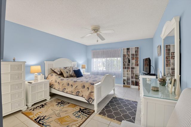 8130 Springtree Road A, Boca Raton, FL 33496