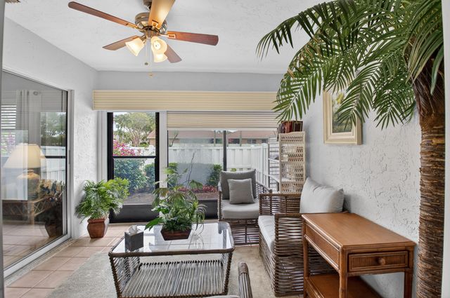 8130 Springtree Road A, Boca Raton, FL 33496