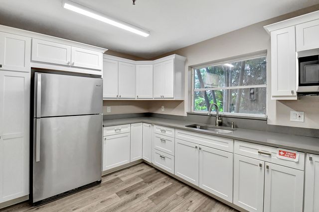 8130 Springtree Road A, Boca Raton, FL 33496
