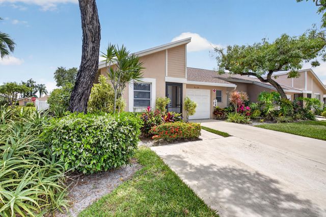 8130 Springtree Road A, Boca Raton, FL 33496