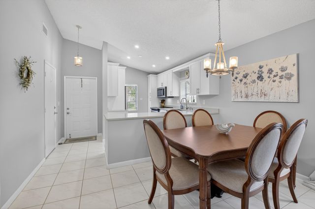 8130 Springtree Road A, Boca Raton, FL 33496