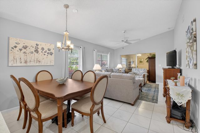 8130 Springtree Road A, Boca Raton, FL 33496