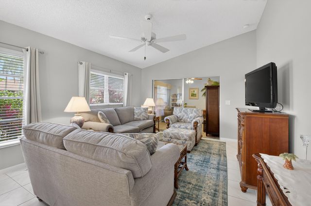 8130 Springtree Road A, Boca Raton, FL 33496