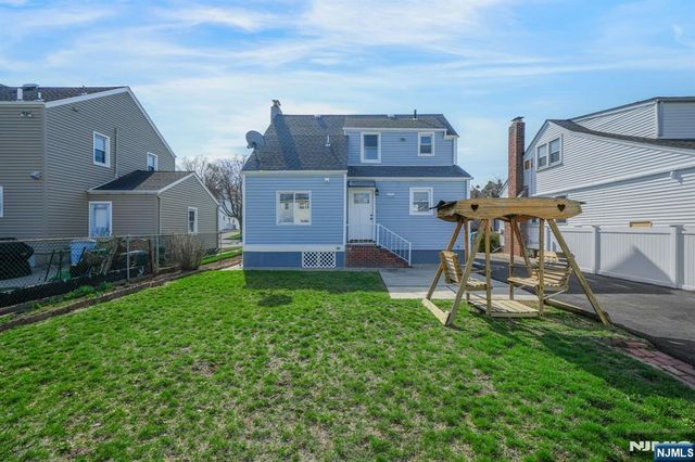 17 High Park Place, Clifton, NJ 07011