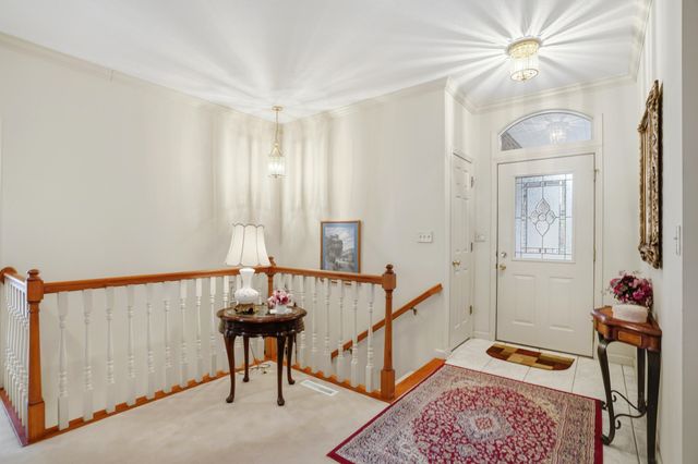 1202 VINTAGE DR, Columbia, MO 65203