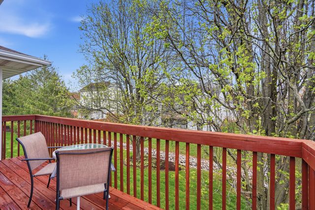 1202 VINTAGE DR, Columbia, MO 65203