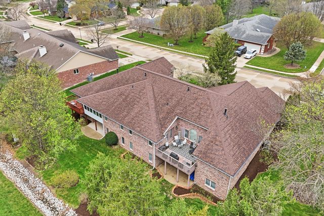 1202 VINTAGE DR, Columbia, MO 65203