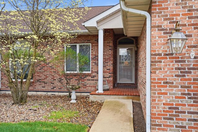 1202 VINTAGE DR, Columbia, MO 65203