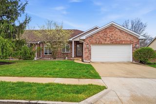 1202 VINTAGE DR, Columbia, MO 65203