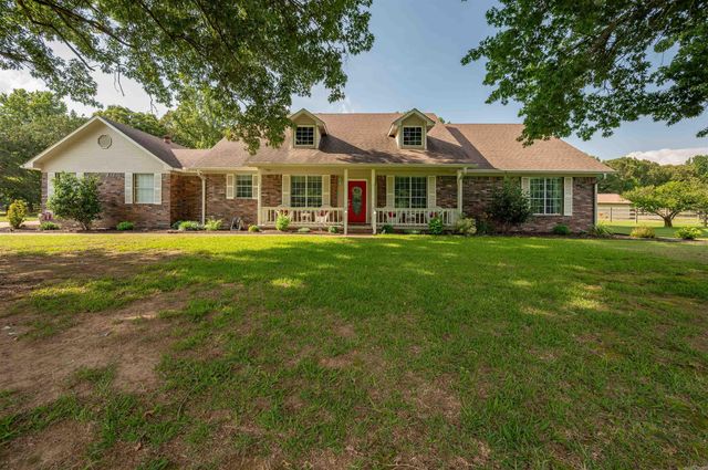 32 Rodeo Drive, Austin, AR 72007