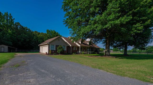 32 Rodeo Drive, Austin, AR 72007