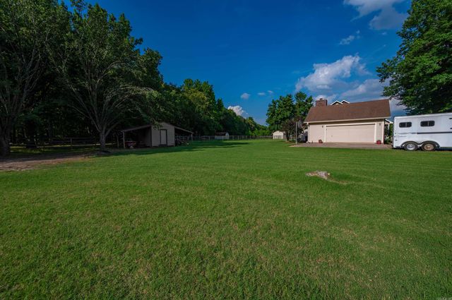 32 Rodeo Drive, Austin, AR 72007