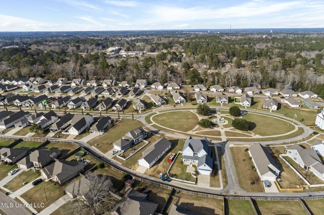 410 Legacy Boulevard, Hattiesburg, MS 39402
