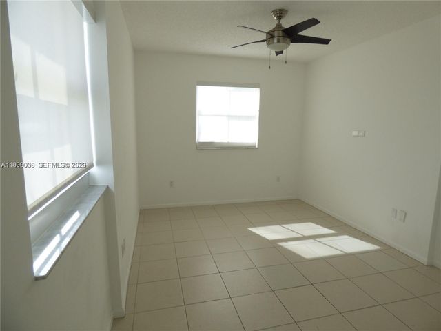 185 SE 14th Ter 2504, Miami, FL 33131