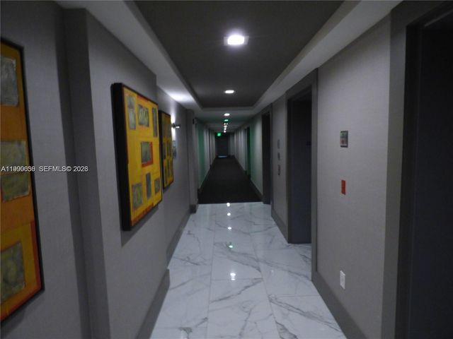 185 SE 14th Ter 2504, Miami, FL 33131