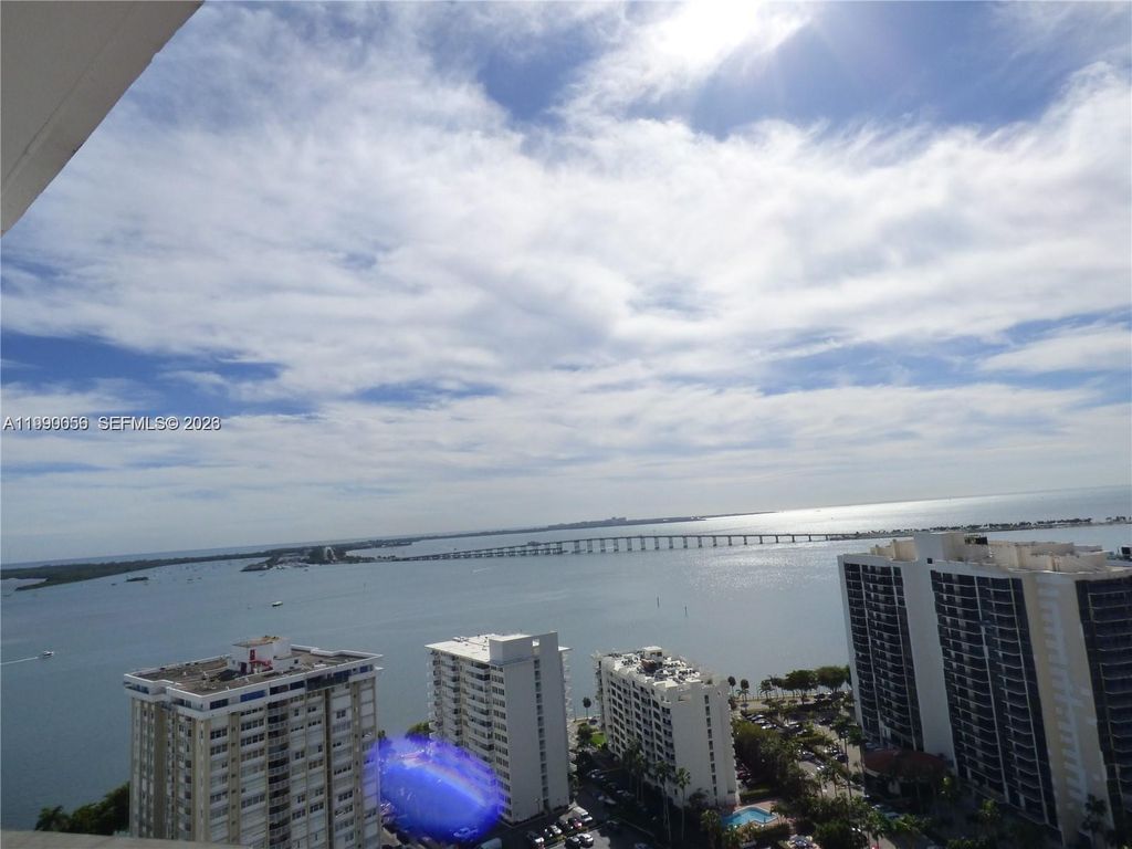 185 SE 14th Ter 2504, Miami, FL 33131