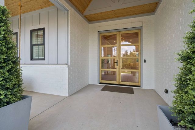 4672 Majestic Meadows Dr, Arrington, TN 37014