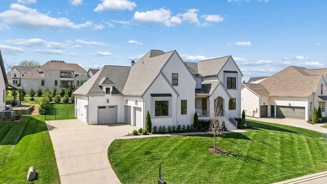 4672 Majestic Meadows Dr, Arrington, TN 37014