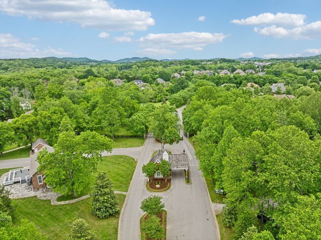 4672 Majestic Meadows Dr, Arrington, TN 37014