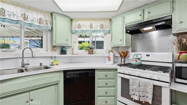 16274 Vasquez Canyon 60, Canyon Country, CA 91351