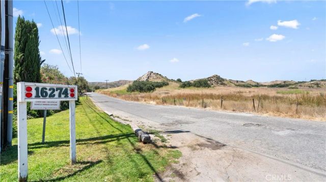 16274 Vasquez Canyon 60, Canyon Country, CA 91351
