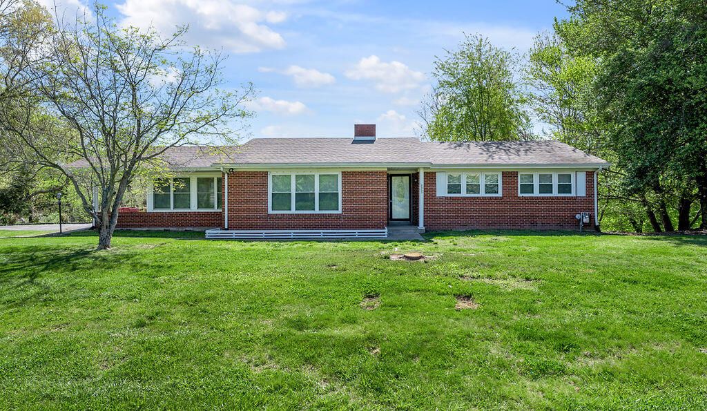 337 S Dogwood Drive, Berea, KY 40403