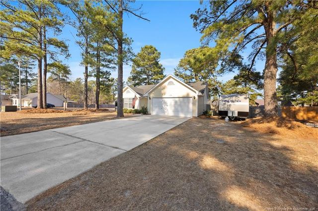 152 Independence Drive, Raeford, NC 28376