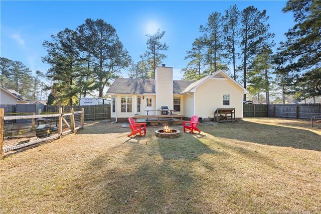 152 Independence Drive, Raeford, NC 28376