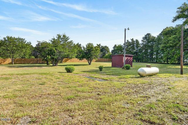 148 Baptist Church Road, Henderson, NC 27537