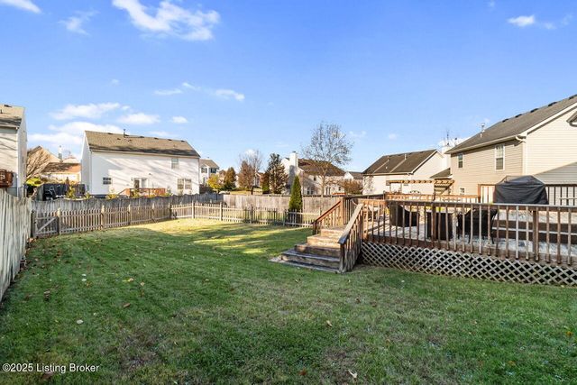 4822 Middlesex Dr, Louisville, KY 40245