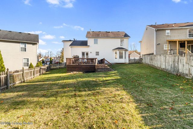 4822 Middlesex Dr, Louisville, KY 40245