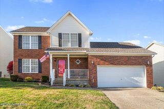 4822 Middlesex Dr, Louisville, KY 40245