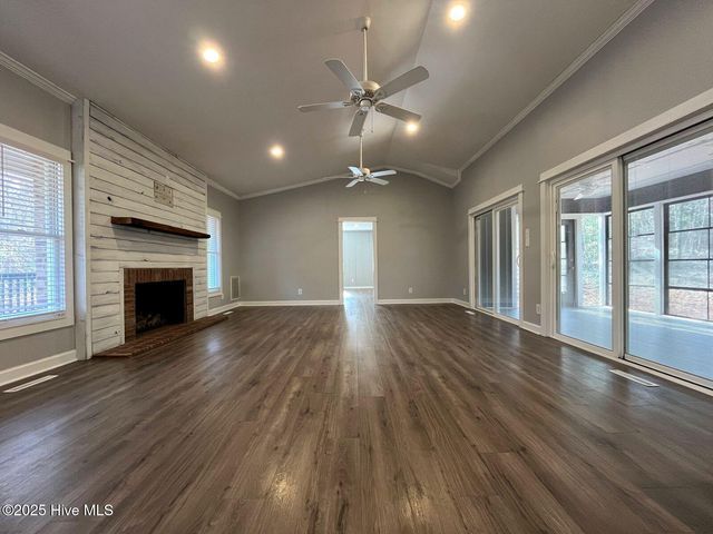 105 Scuppernong Court, West End, NC 27376