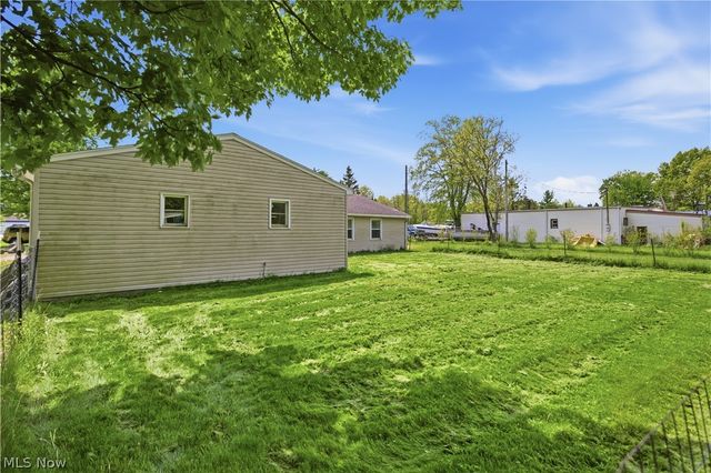 14001 State Route 113, Wakeman, OH 44889