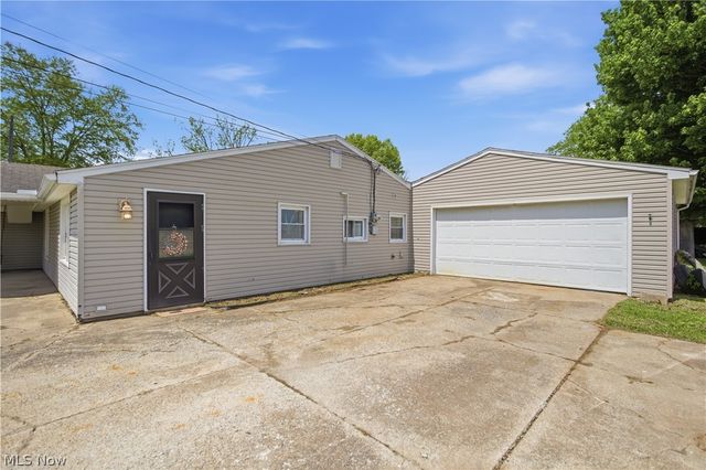 14001 State Route 113, Wakeman, OH 44889