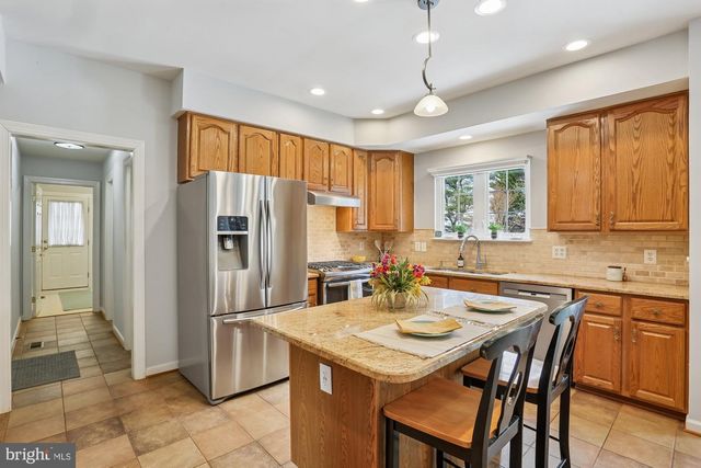 11208 YARDLEY PL, Ijamsville, MD 21754