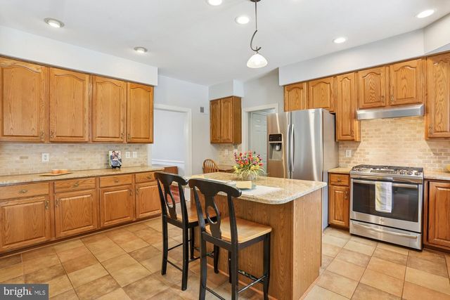 11208 YARDLEY PL, Ijamsville, MD 21754