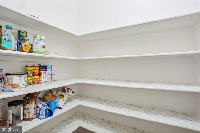 11208 YARDLEY PL, Ijamsville, MD 21754