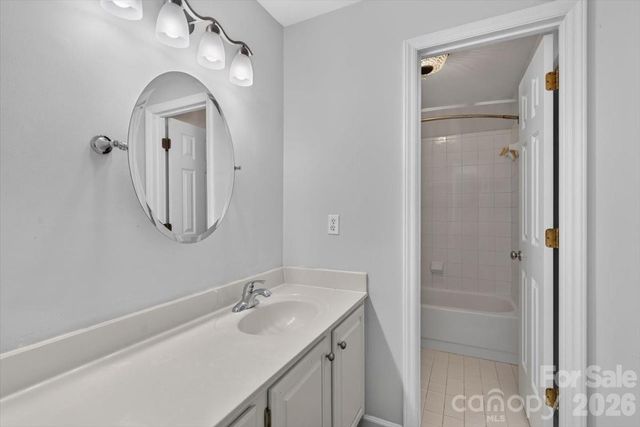 9709 Emerald Point Drive 8, Charlotte, NC 28278