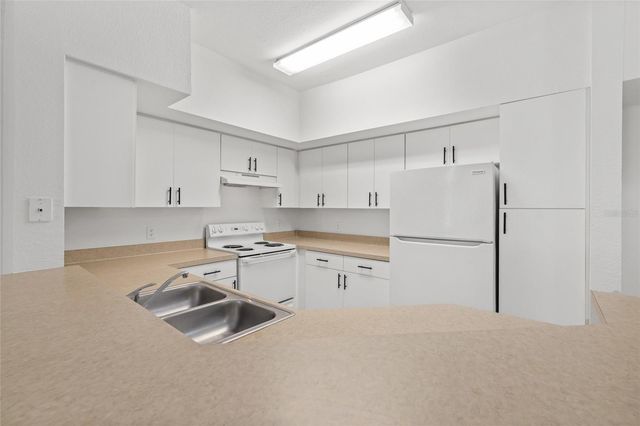 4170 CENTRAL SARASOTA PARKWAY 425, Sarasota, FL 34238