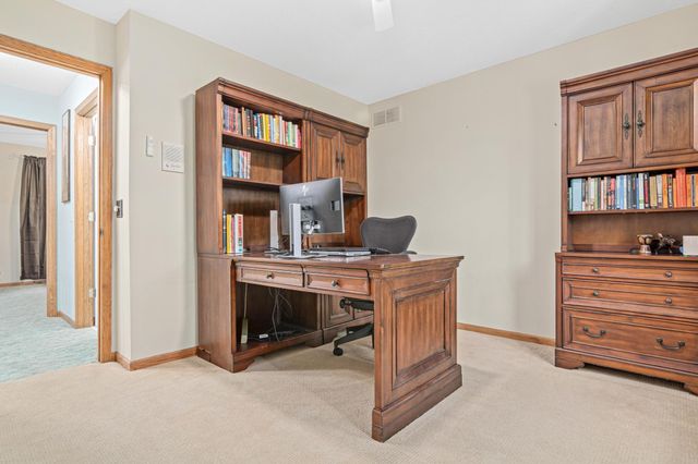 14217 Footbridge Way, Apple Valley, MN 55124