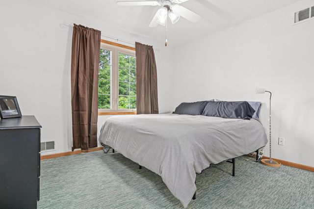 14217 Footbridge Way, Apple Valley, MN 55124