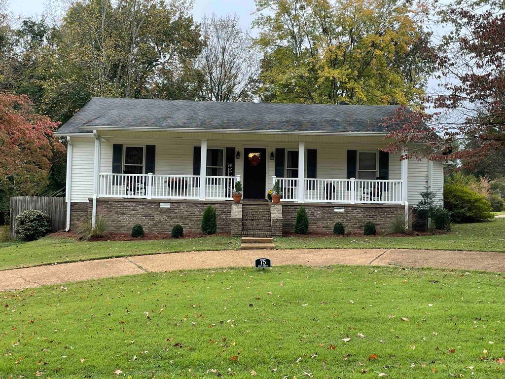 75 HOLT ST, Savannah, TN 38372