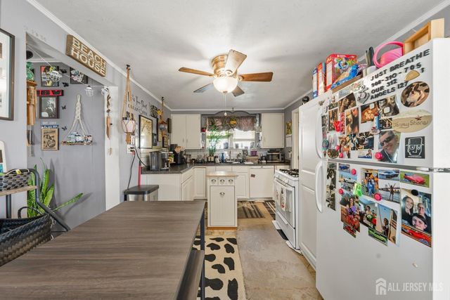 715 NE Park Avenue, Union Beach, NJ 07735