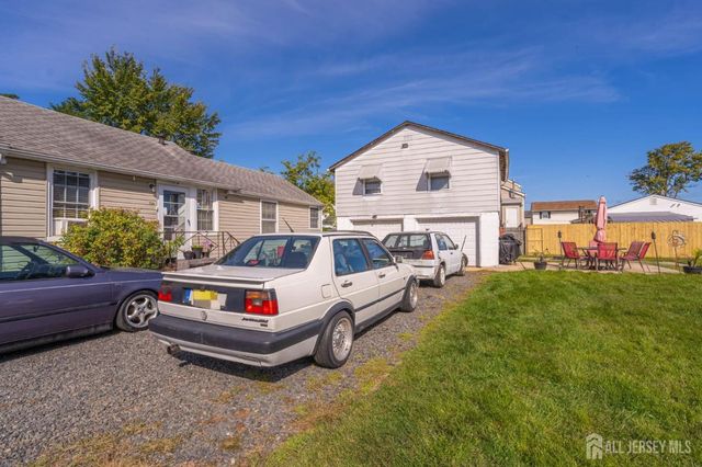 715 NE Park Avenue, Union Beach, NJ 07735