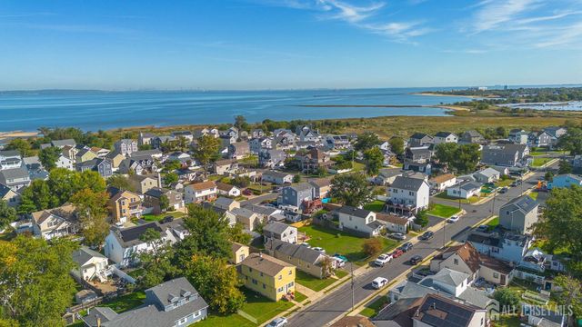 715 NE Park Avenue, Union Beach, NJ 07735